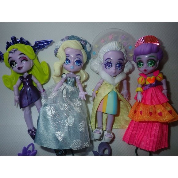 Capsule Chix Surprise Fashion Dolls Outfits Shoes Jewelry Accessories Lot Of 4 - Picture 2 of 4